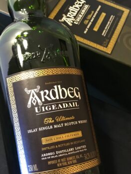 Ardbeg-Uigeadail-4-263x350.jpg