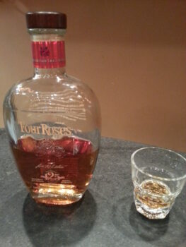 4Roses 125 bottle (2)