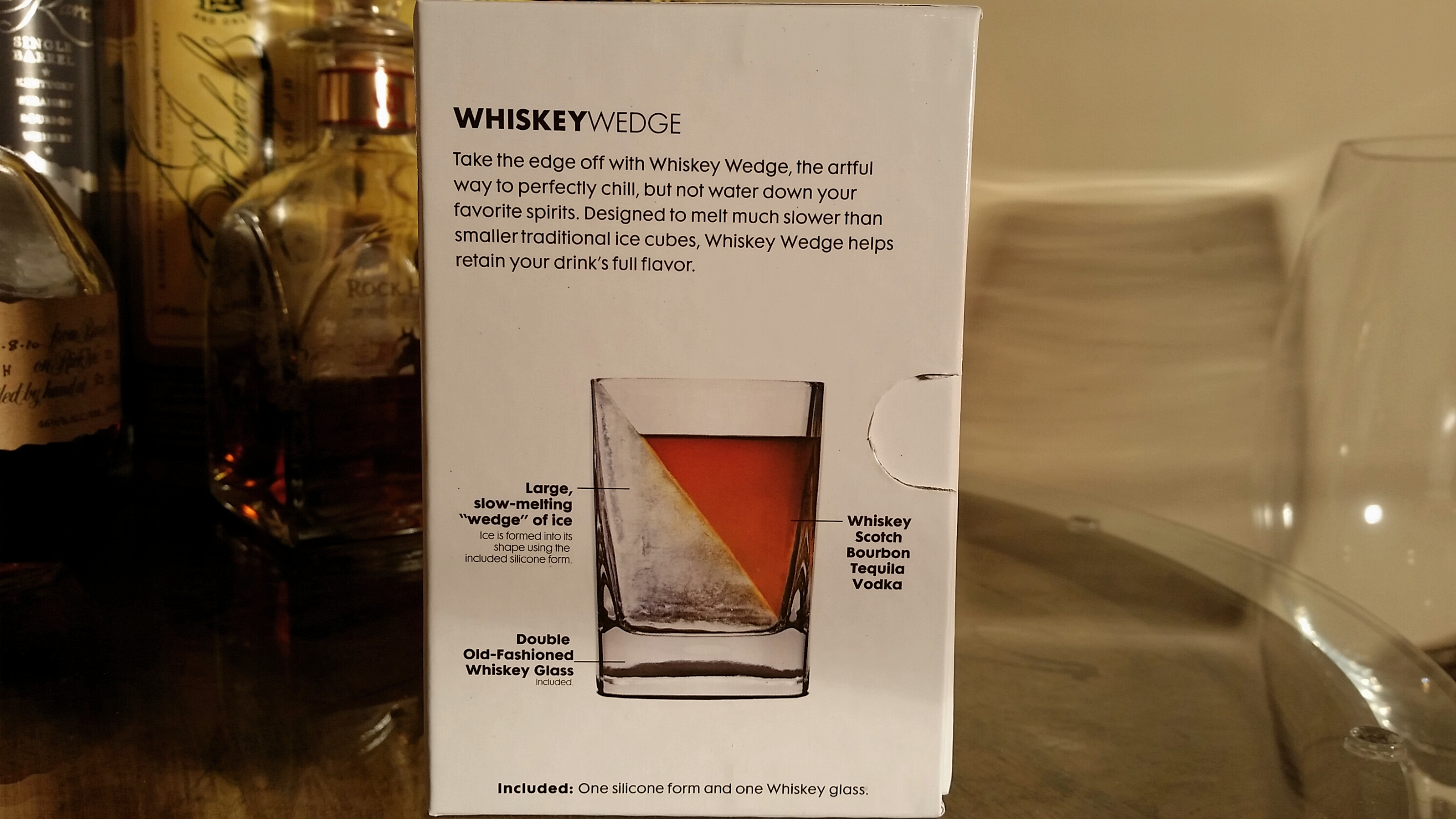Corkcicle Whiskey Wedge - Double Old Fashioned Glass + Silicone Ice Form  NEW